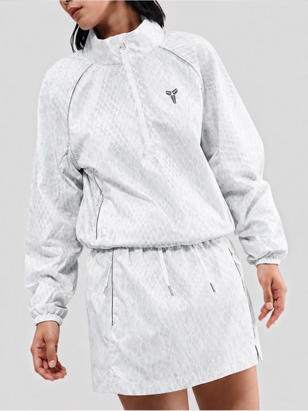 NWT $130 Nike Kobe Bryant Lightweight Woven Jacket Women’s Medium White